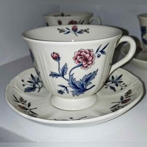 VTG Wedgewood Williamsburg "Potpourri" Teacup & Saucer Set Of 14